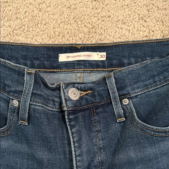 Levi’s 311 Shaping Skinny Women's Blue Jeans - Picture 2 of 6